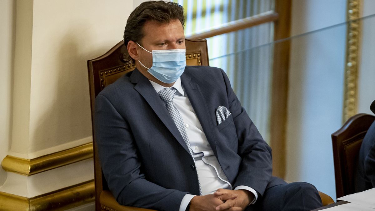 Předseda Sněmovny Vondráček má koronavirus